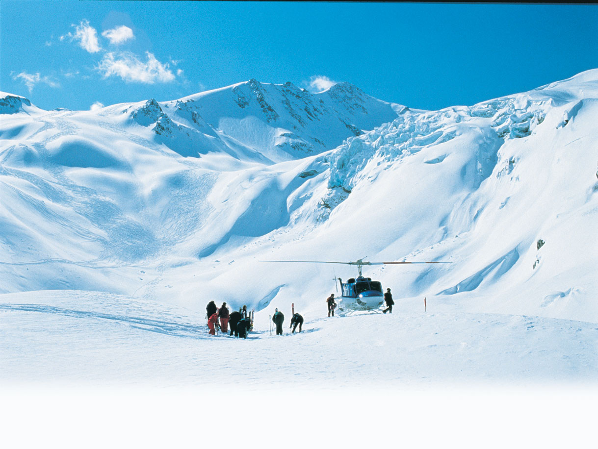 Heli Skiing Canada